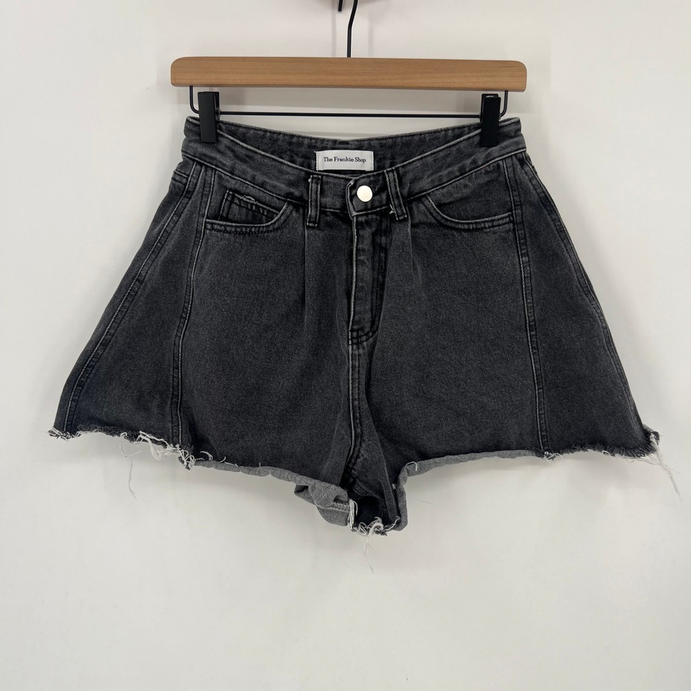 The Frankie Shop Small Washed Black Denim Pleated Flared Shorts Raw Hem